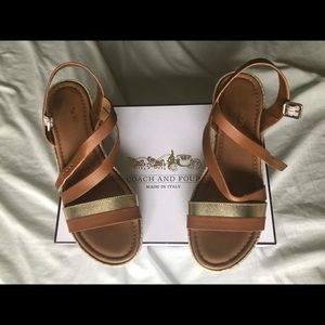 Women’s wedge sandals